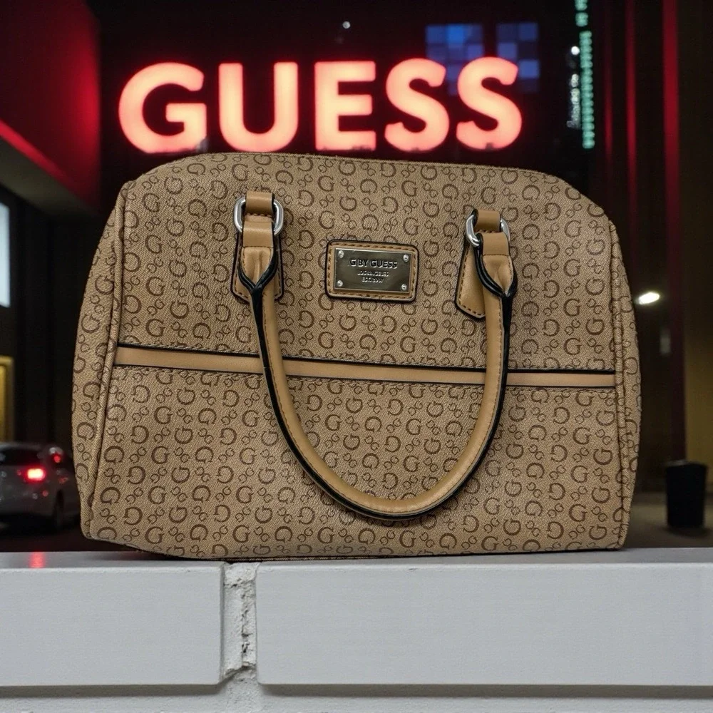Y2K 🤑Vibes G by‎ Guess Monogram Logo Baguette Handbag Purse 2000s Logo